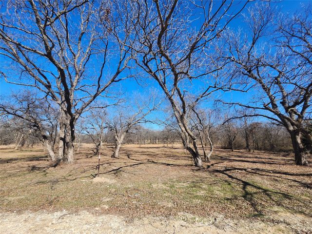 122 Comanche Trail, Nocona, TX 76255