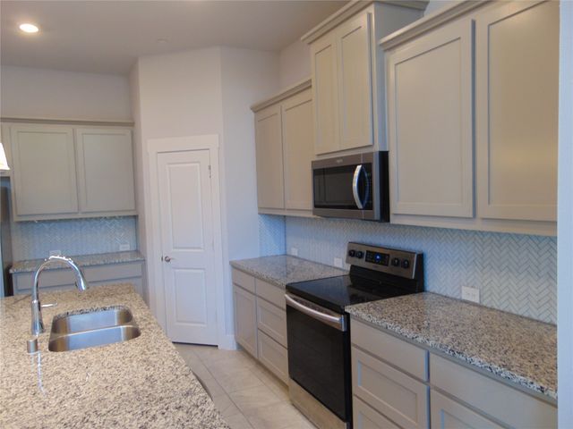 2649 Chardonnay Court, Grand Prairie, TX 75054