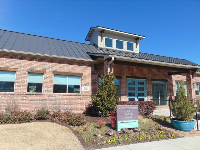 2649 Chardonnay Court, Grand Prairie, TX 75054