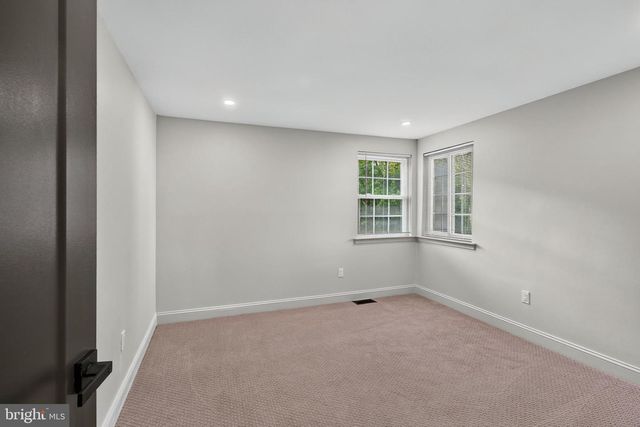 344 COVERED BRIDGE RD, King Of Prussia, PA 19406