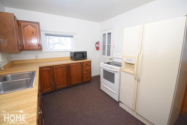 724 N Dewey Street, Owosso, MI 48867