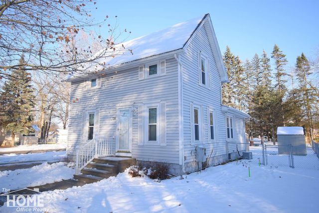 724 N Dewey Street, Owosso, MI 48867