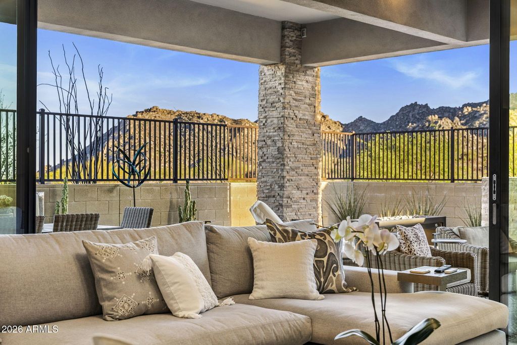 Image 4 of property listing at 12741 E CASITAS DEL RIO Drive, Scottsdale, AZ 85255