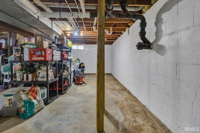 109 W Ritter Street, Ellettsville, IN 47429