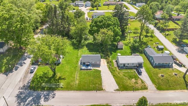 109 W Ritter Street, Ellettsville, IN 47429