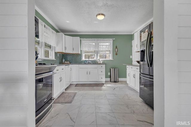 109 W Ritter Street, Ellettsville, IN 47429