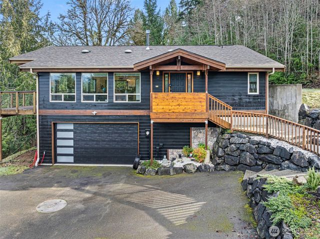 341 E Olympic Vista Drive, Union, WA 98592