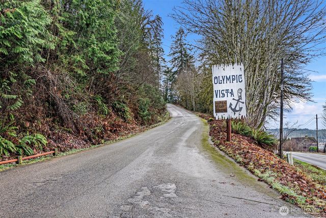 341 E Olympic Vista Drive, Union, WA 98592