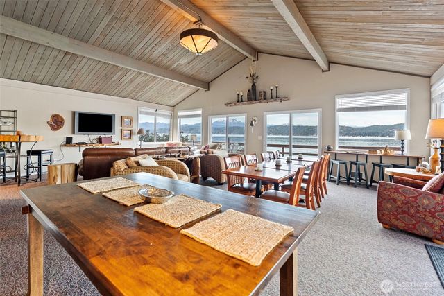 341 E Olympic Vista Drive, Union, WA 98592