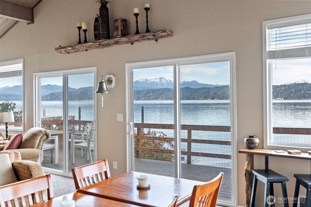 341 E Olympic Vista Drive, Union, WA 98592