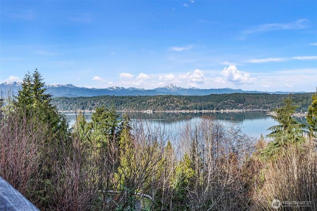 341 E Olympic Vista Drive, Union, WA 98592