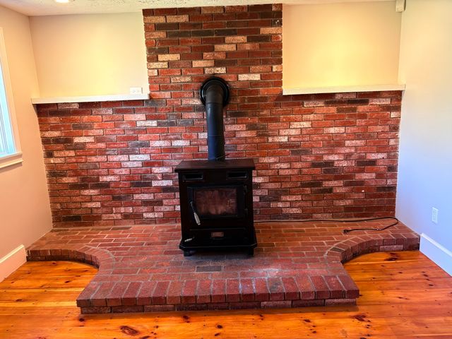 38 Frank St, Middleboro, MA 02346