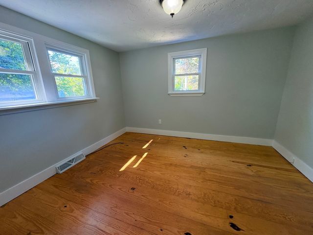 38 Frank St, Middleboro, MA 02346