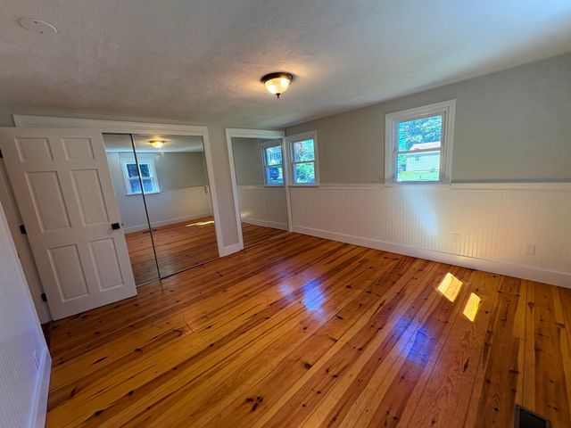38 Frank St, Middleboro, MA 02346