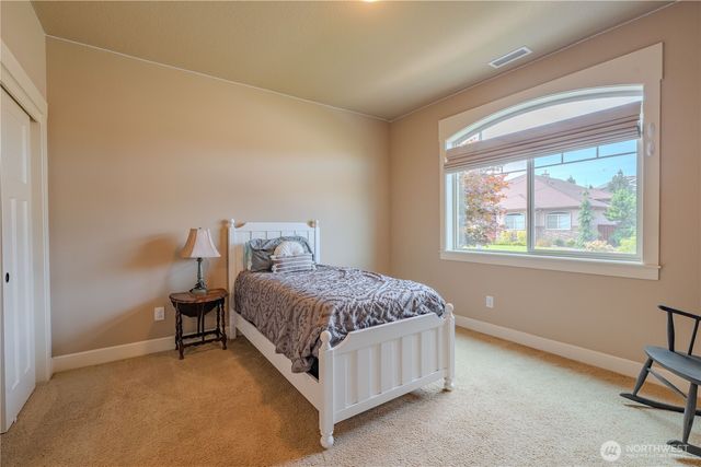 1822 S Dusky Drive, Ridgefield, WA 98642
