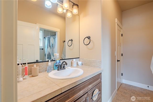 1822 S Dusky Drive, Ridgefield, WA 98642