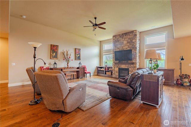 1822 S Dusky Drive, Ridgefield, WA 98642