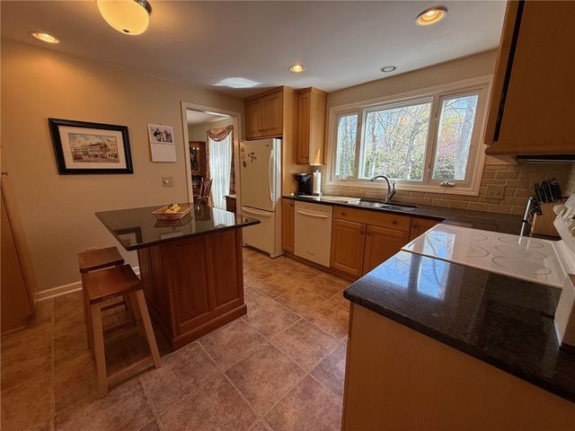 173 Hillary Drive, Chili, NY 14624