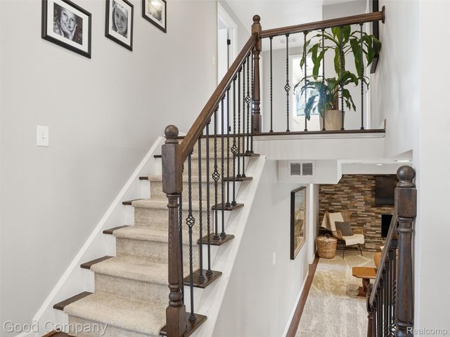 7371 Edinborough, West Bloomfield Charter Township, MI 48322