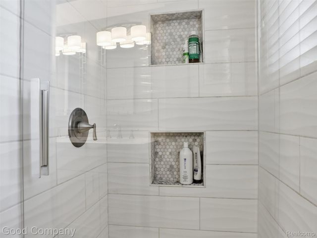 7371 Edinborough, West Bloomfield Charter Township, MI 48322