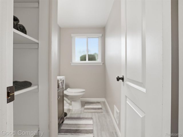 7371 Edinborough, West Bloomfield Charter Township, MI 48322