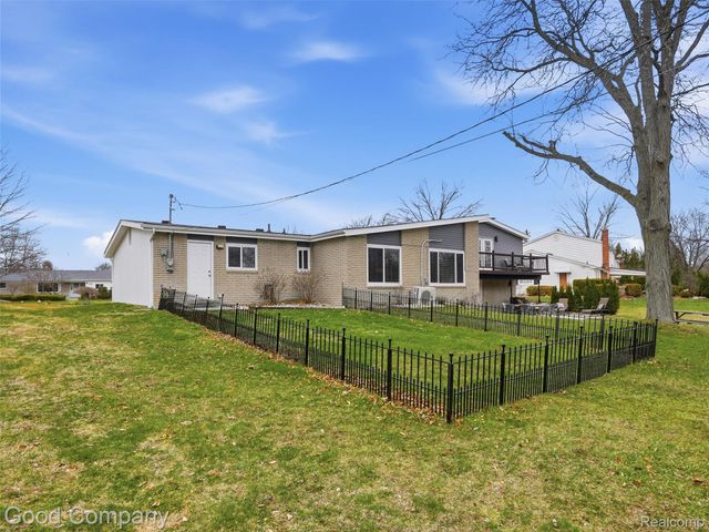 7371 Edinborough, West Bloomfield Charter Township, MI 48322