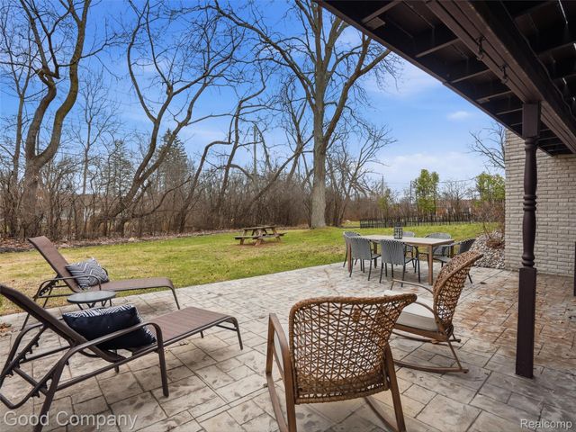 7371 Edinborough, West Bloomfield Charter Township, MI 48322