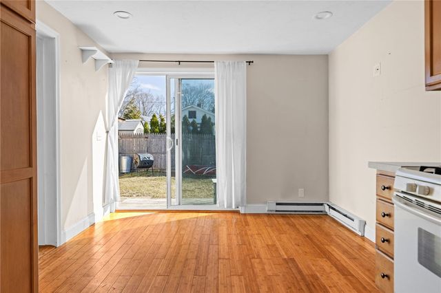 444 Pequot Avenue, Warwick, RI 02889