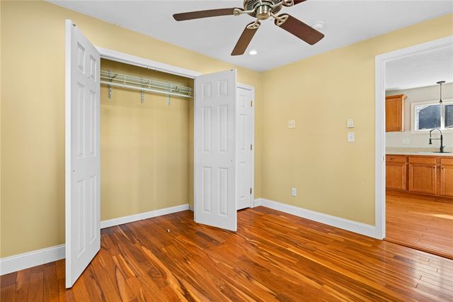 444 Pequot Avenue, Warwick, RI 02889