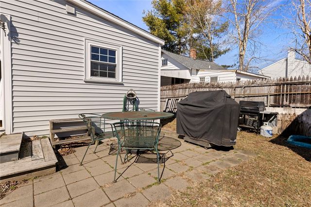 444 Pequot Avenue, Warwick, RI 02889