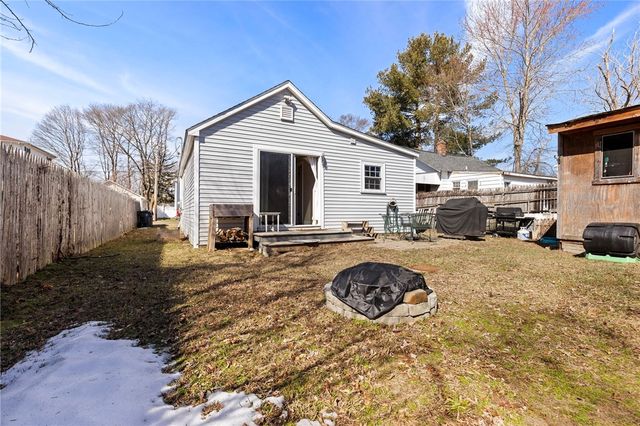 444 Pequot Avenue, Warwick, RI 02889