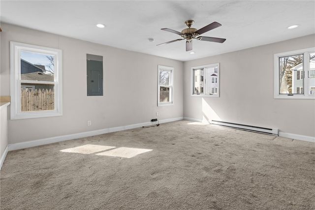 444 Pequot Avenue, Warwick, RI 02889