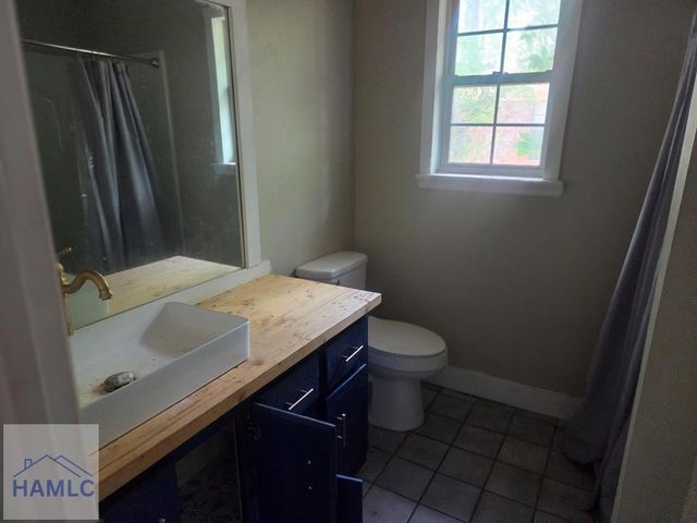 822 Lakeview Court, Hinesville, GA 31313