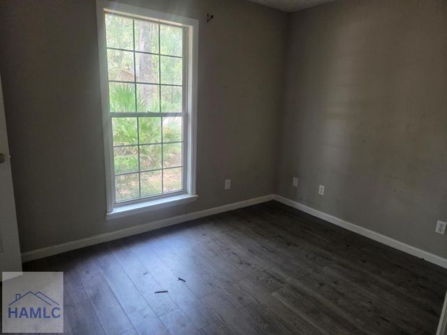 822 Lakeview Court, Hinesville, GA 31313