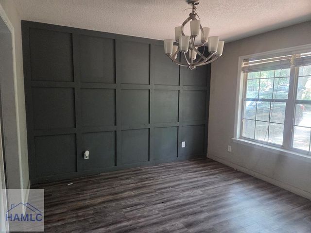 822 Lakeview Court, Hinesville, GA 31313