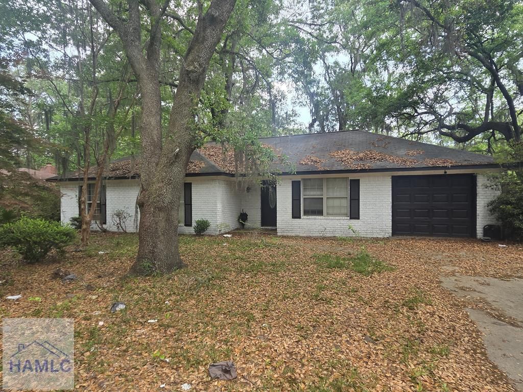 822 Lakeview Court, Hinesville, GA 31313