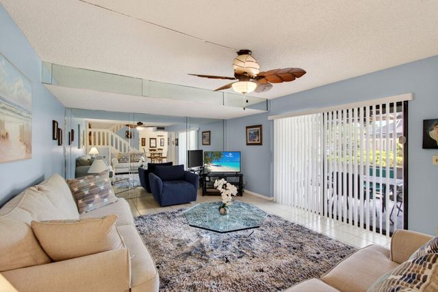 2686 NW 7th Court C, Delray Beach, FL 33445