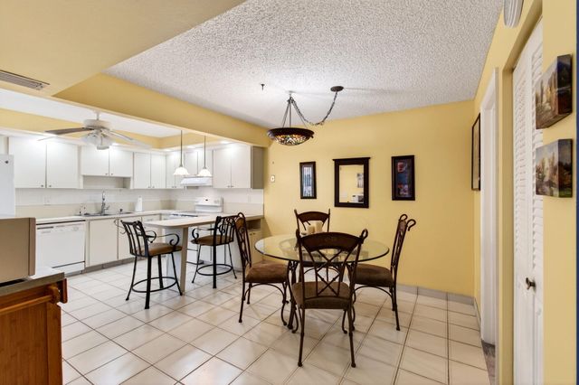 2686 NW 7th Court C, Delray Beach, FL 33445