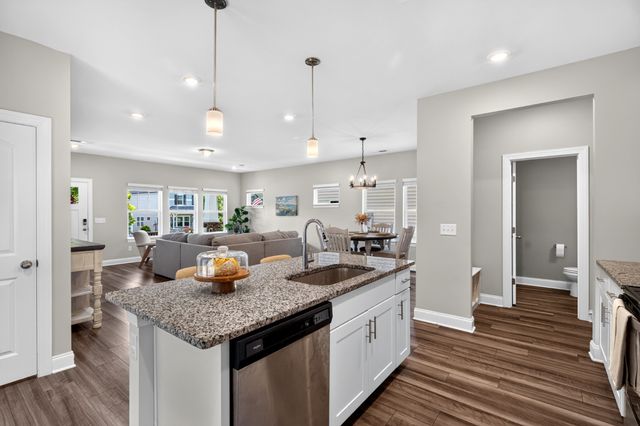 656 Taylor Bend Rd, Columbia, TN 38401