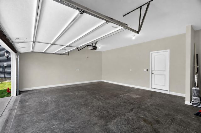 656 Taylor Bend Rd, Columbia, TN 38401