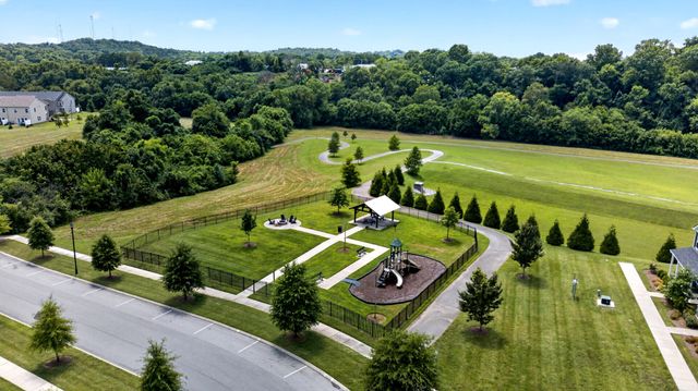 656 Taylor Bend Rd, Columbia, TN 38401