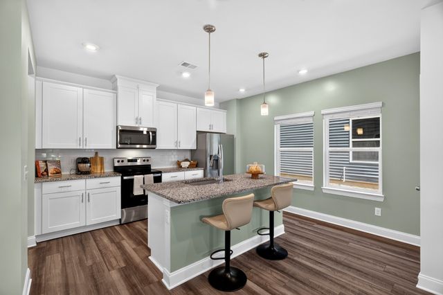 656 Taylor Bend Rd, Columbia, TN 38401