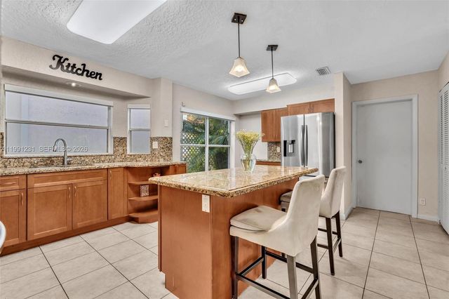 1718 NW 97th Ave 0, Coral Springs, FL 33071