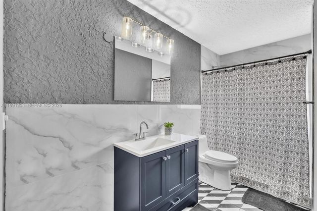 1718 NW 97th Ave 0, Coral Springs, FL 33071