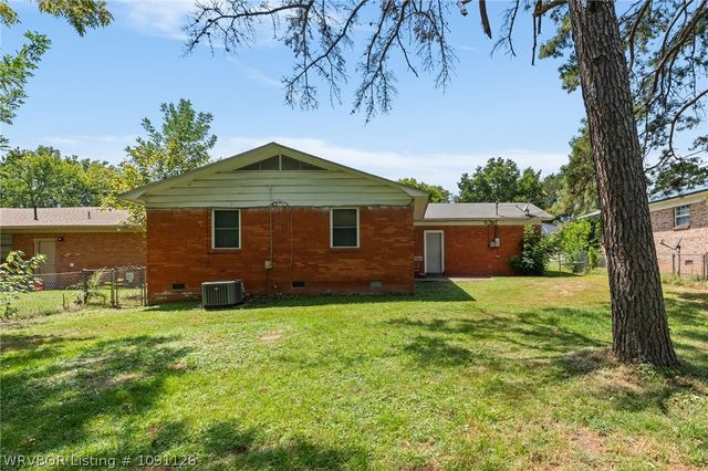 706 N 46th Street, Fort Smith, AR 72903