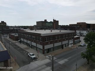 501 S Wall Avenue, Joplin, MO 64801