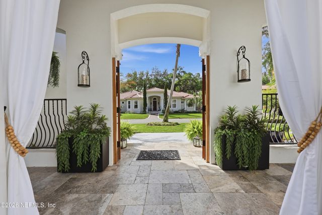 2827 CASA DEL RIO Terrace, Jacksonville, FL 32257