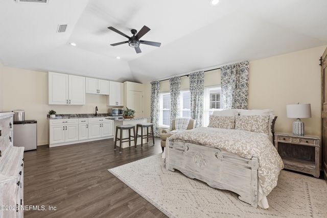 2827 CASA DEL RIO Terrace, Jacksonville, FL 32257