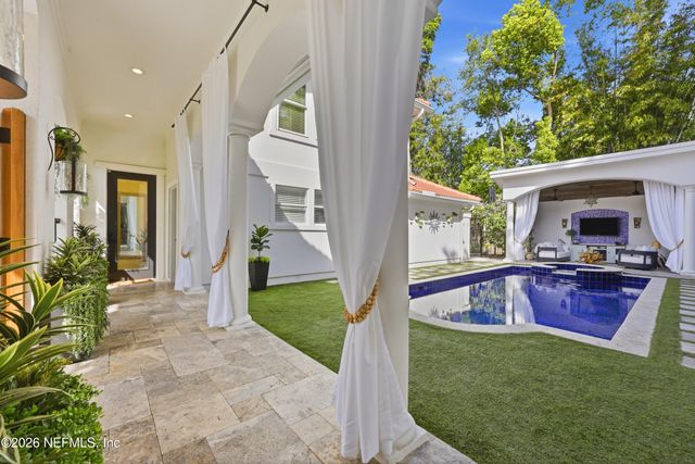 2827 CASA DEL RIO Terrace, Jacksonville, FL 32257