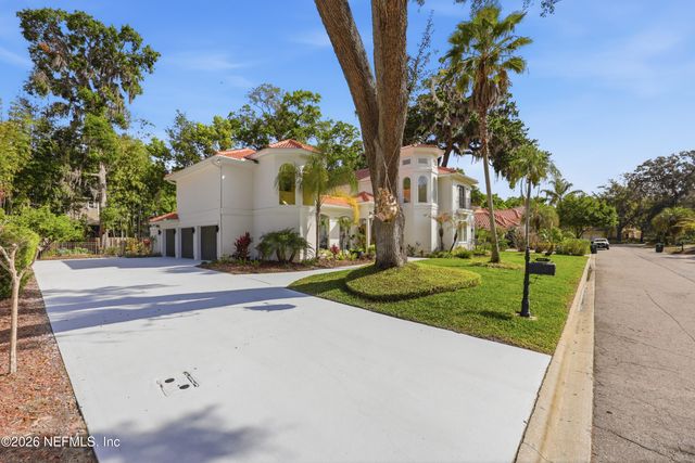 2827 CASA DEL RIO Terrace, Jacksonville, FL 32257